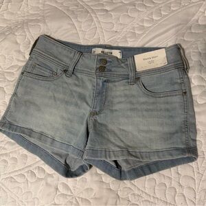 Hollister Low Rise Shorty Shorts